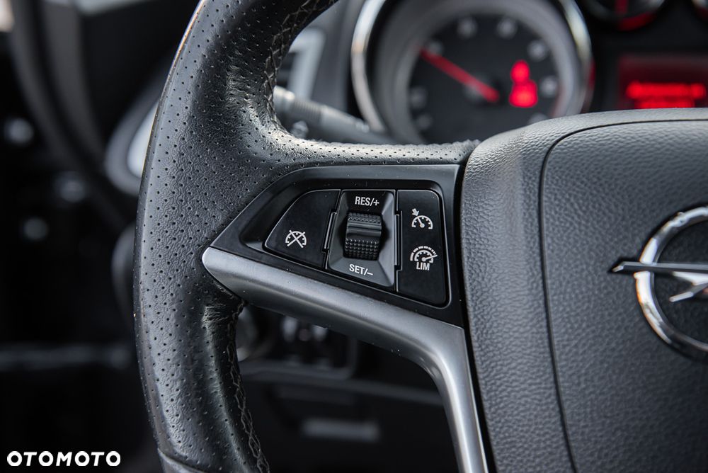 Opel Astra 2.0 CDTI ecoFLEX Start/Stop - 20