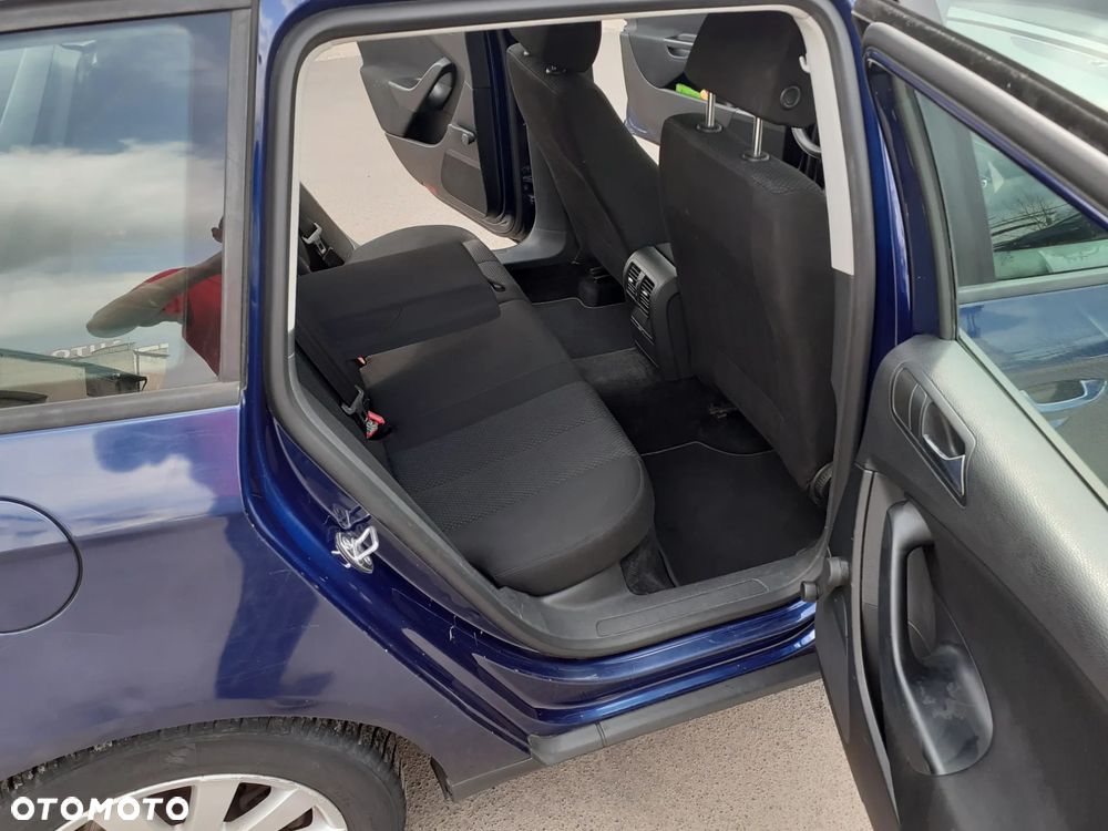 Volkswagen Passat 1.9 TDI Comfortline - 8