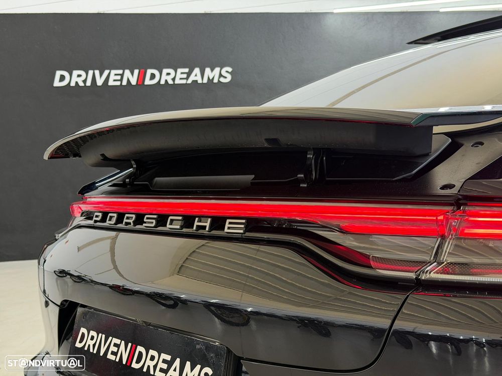 Porsche Panamera 4 E-Hybrid Platinum Edition - 23