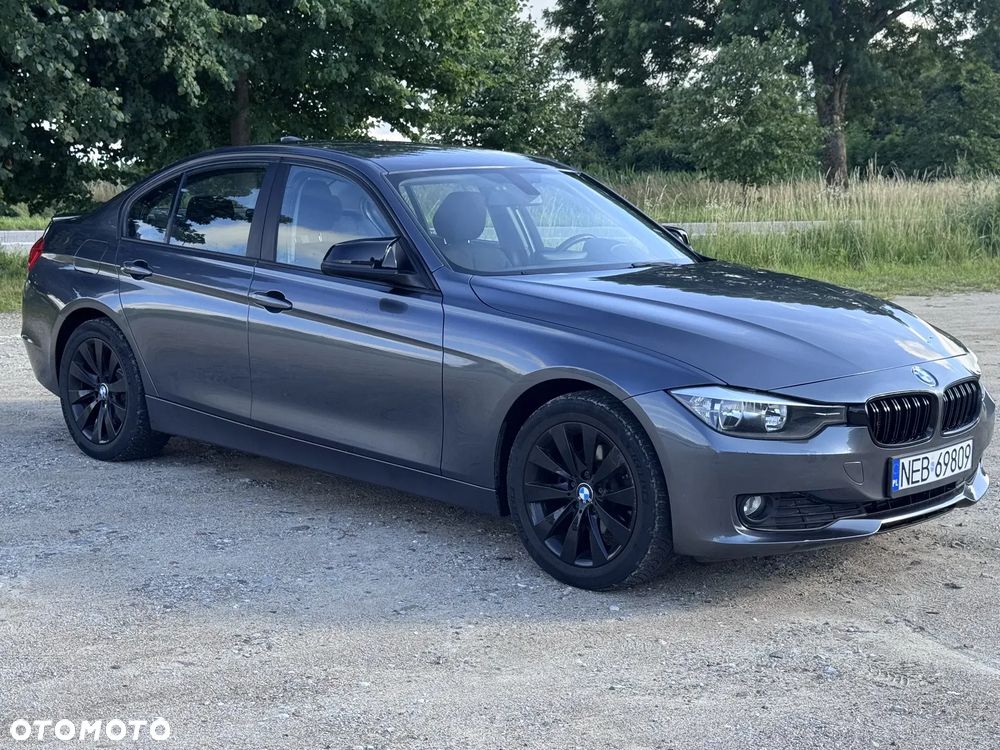 BMW Seria 3 318d - 1