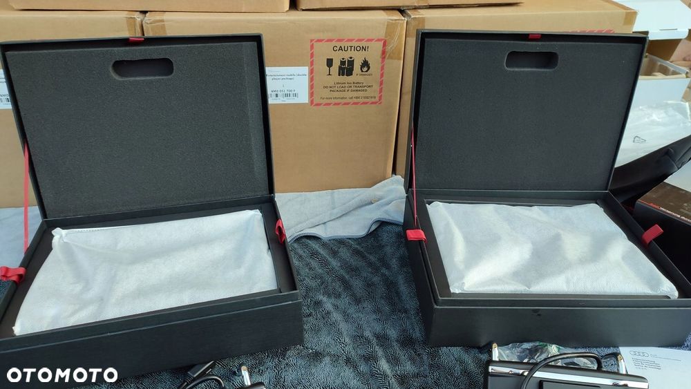 Monitory AUDI ENTERTAIMENT MOBILE RSE 3 4M0051700F - 15