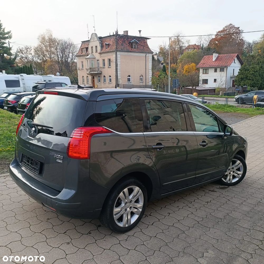 Peugeot 5008 1.6 THP Allure 7os - 5