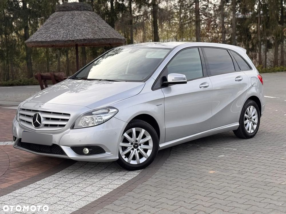 Mercedes-Benz Klasa B 180 (BlueEFFICIENCY) - 5