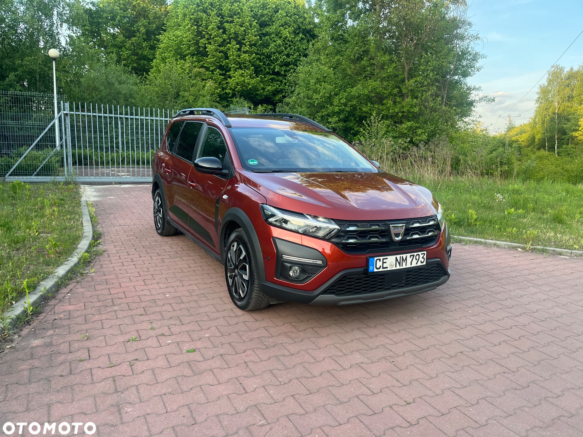 Dacia Jogger TCe 110 (7-Sitzer) Extreme+ - 2