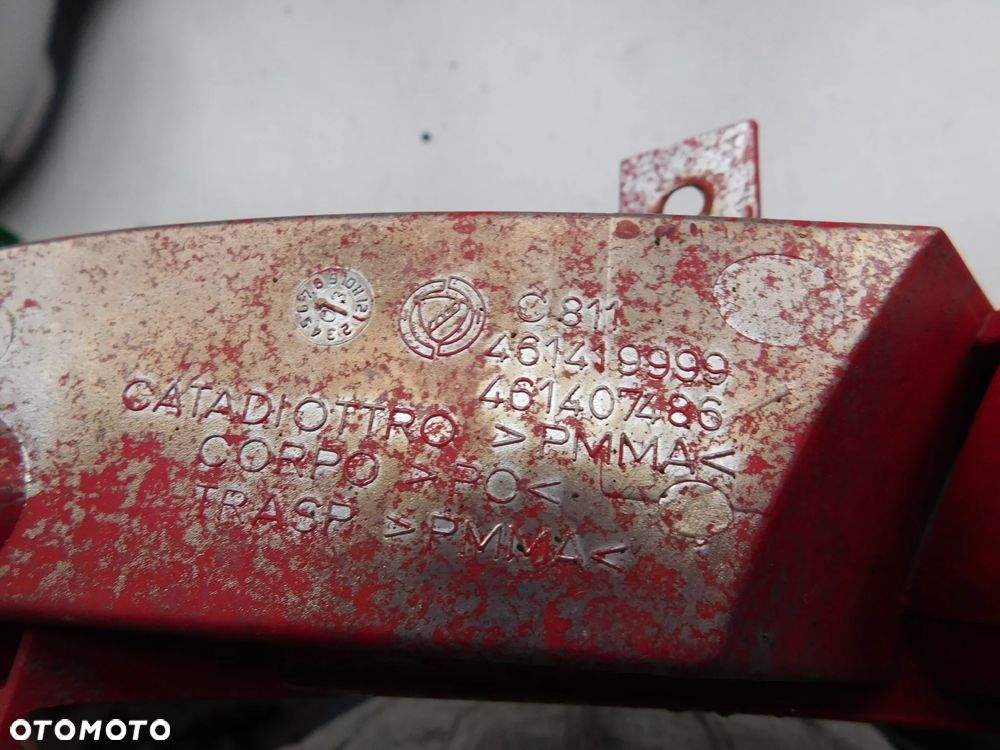 lampa przeciwmgielna prawa ALFA ROMEO GT - 6