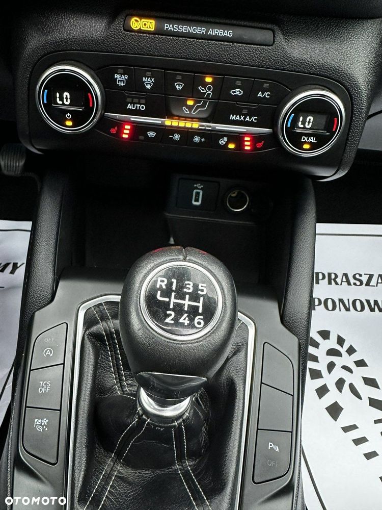 Ford Focus - 19