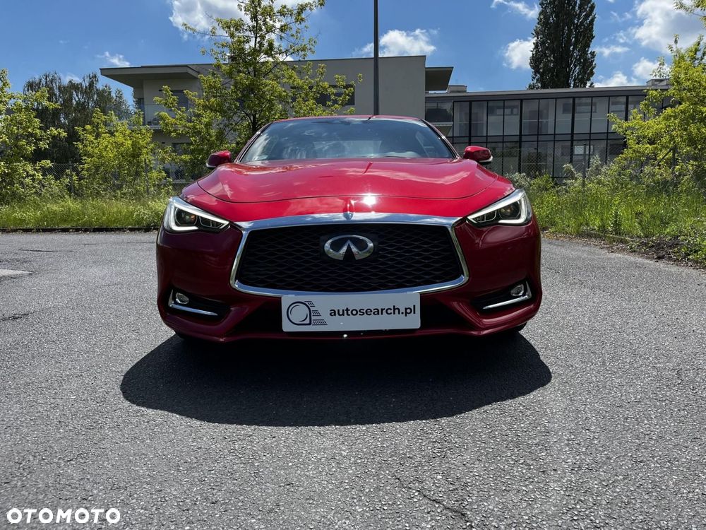 Infiniti Q60 - 2