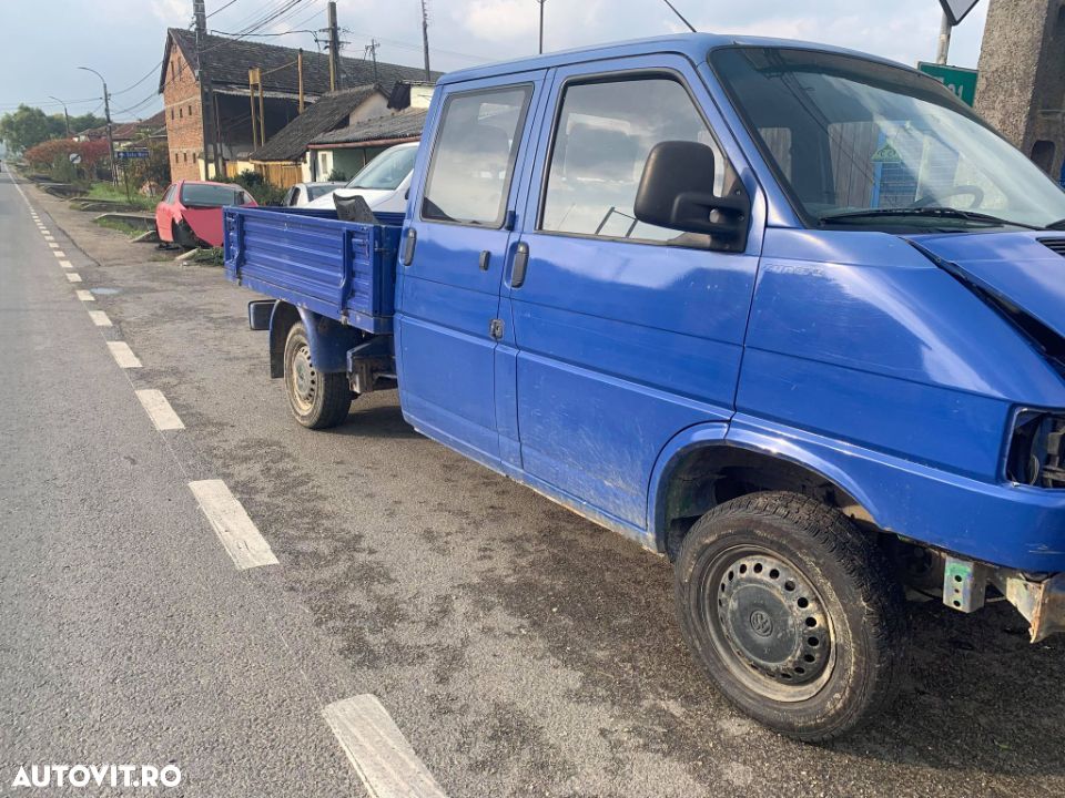 Dezmembrez Volkswagen T4 Syncro 2.4, 4x4, anul 1998 - 1