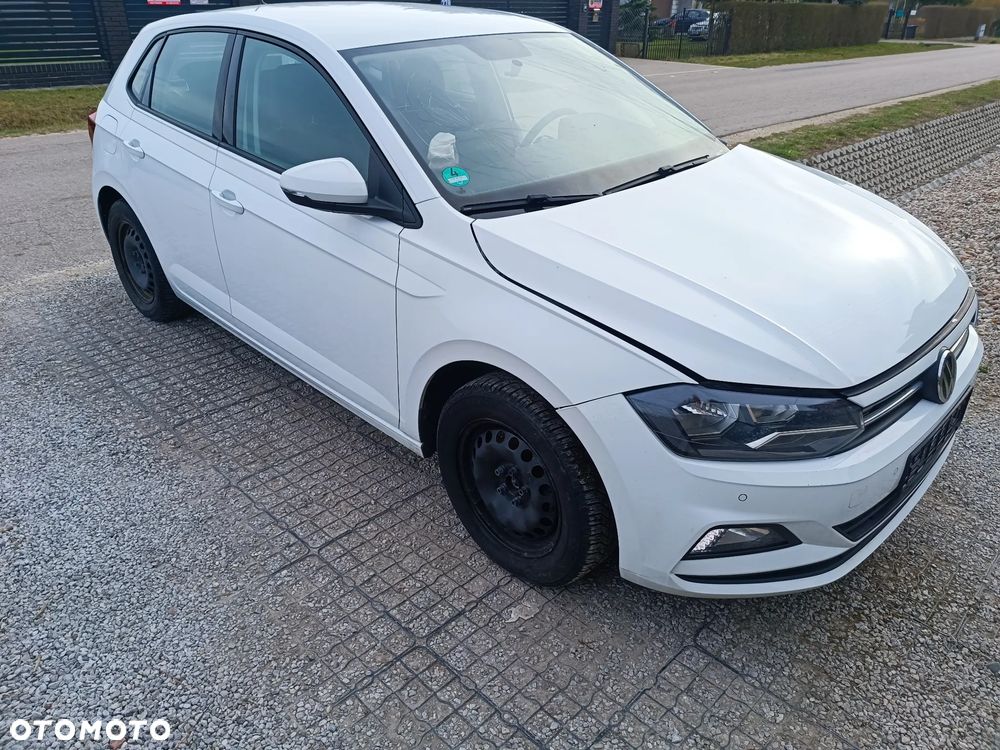 Volkswagen Polo - 1