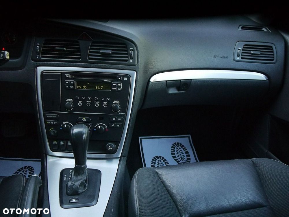 Volvo V70 2.5T AWD Momentum - 22
