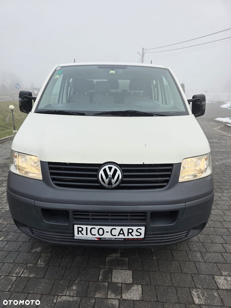 Volkswagen TRANSPORTER T5 - 2