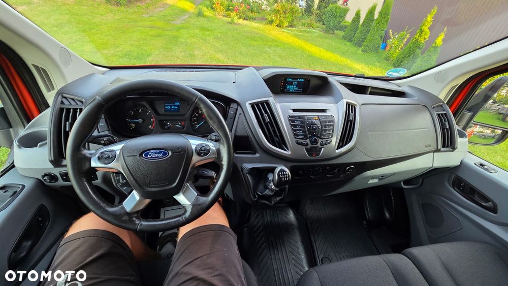 Ford Transit - 10