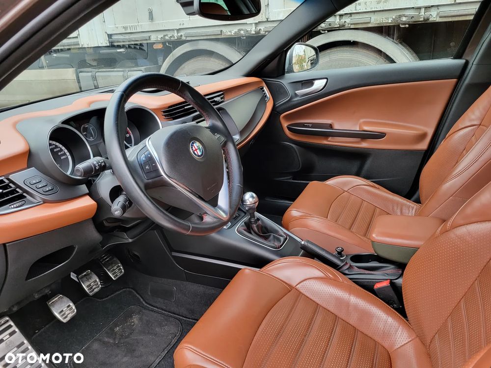 Alfa Romeo Giulietta 1.4 TB 16V Super - 16