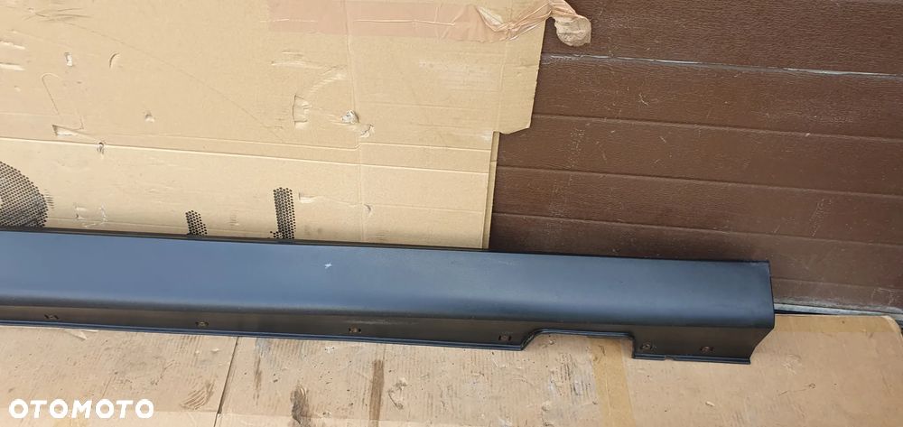 Listwa progowa osłona progu prawa Hyundai IX35 87754-2S000 - 3