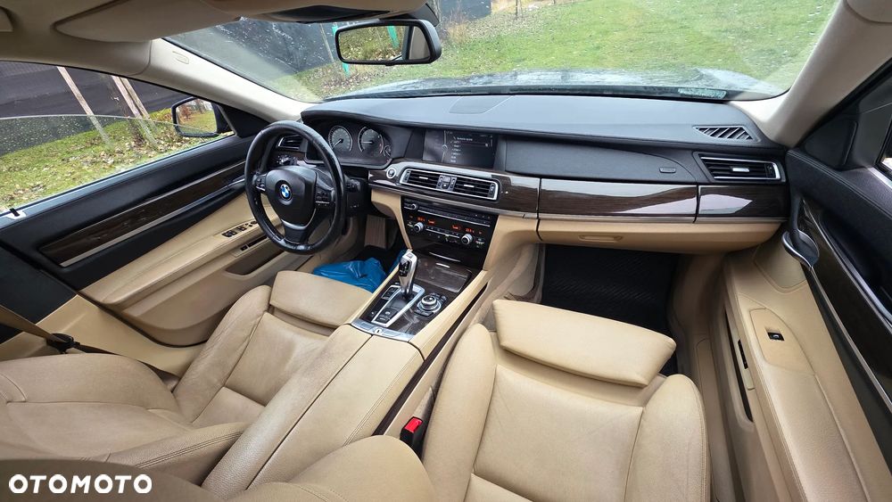 BMW Seria 7 730d - 6