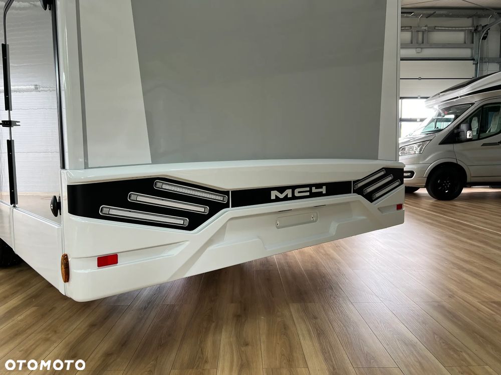 McLOUIS MC4 373 - 10