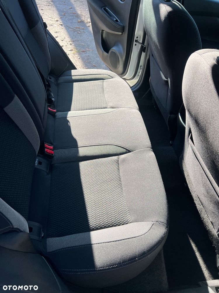 Nissan Qashqai - 30