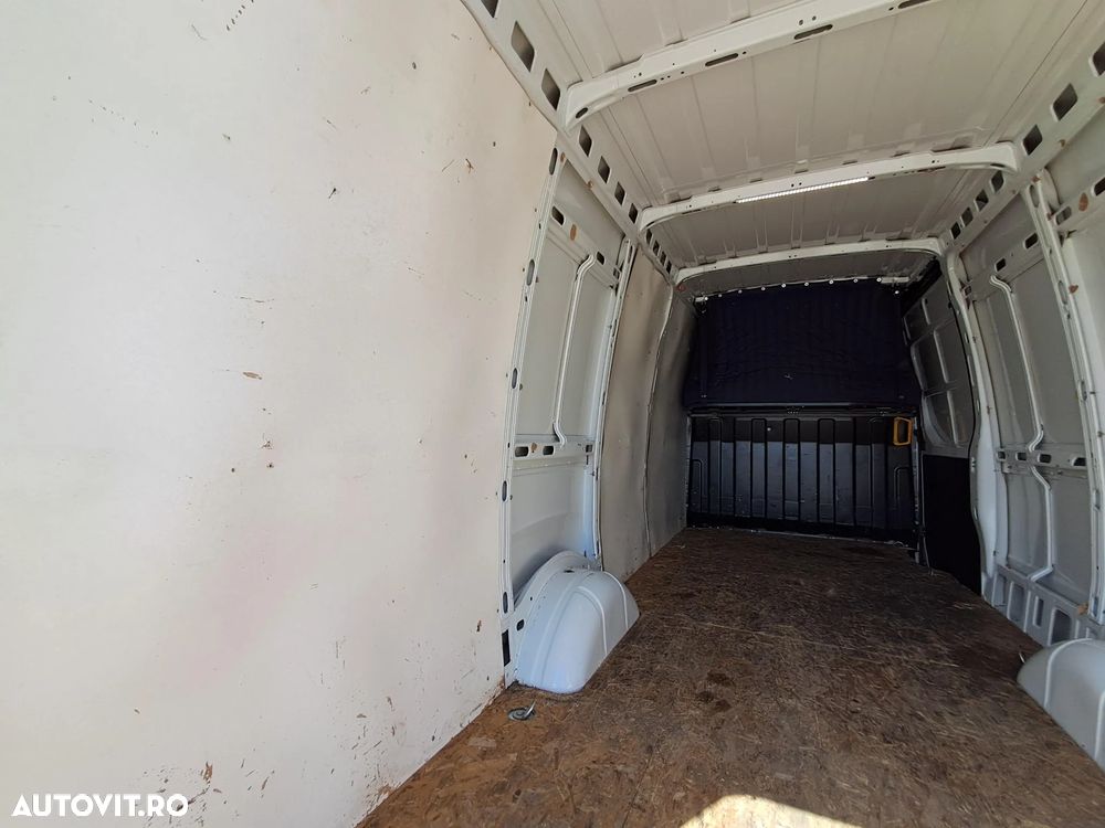 Iveco DAILY 35S14 FURGON 2.3D 136CP EURO 6 - 8