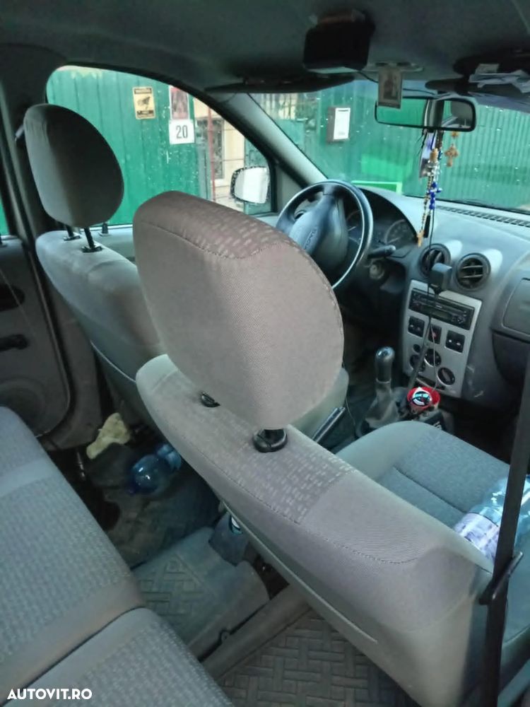 Dacia Logan - 7