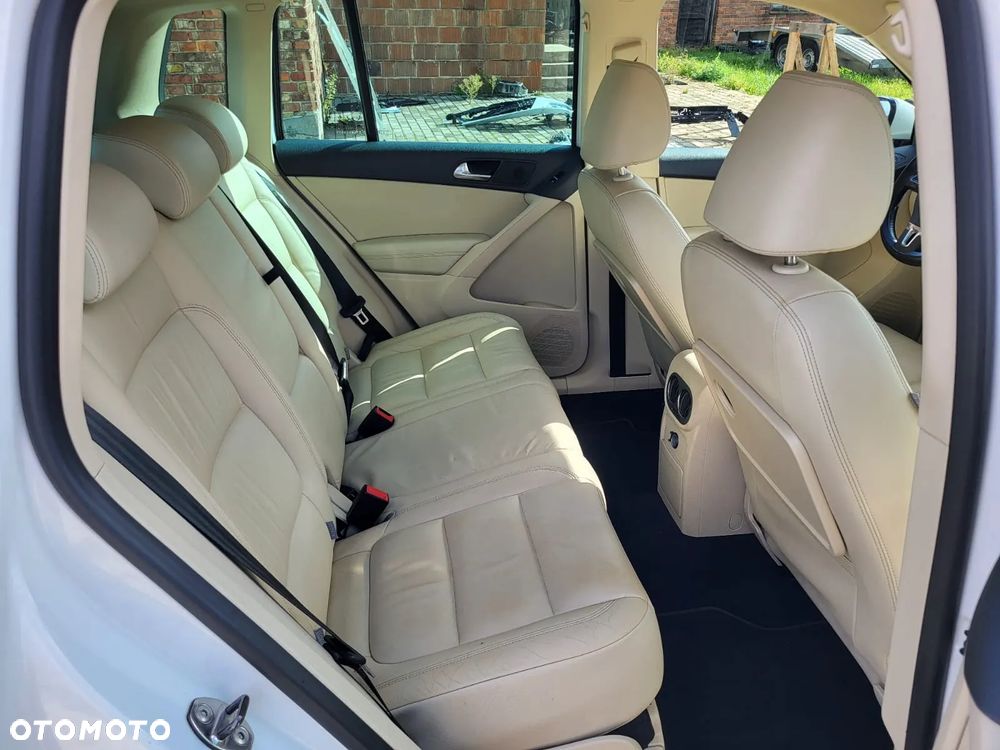 Volkswagen Tiguan - 14