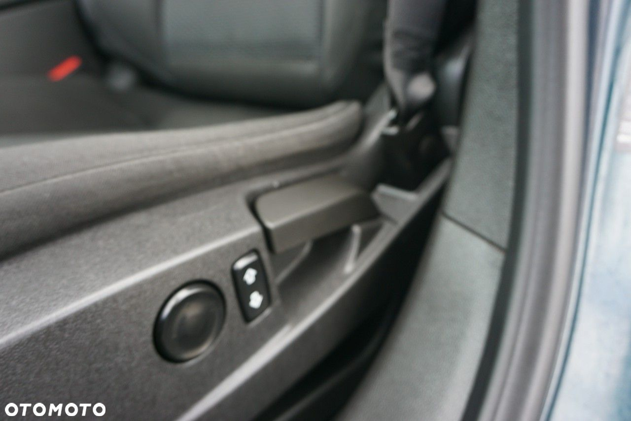 Opel Insignia - 11