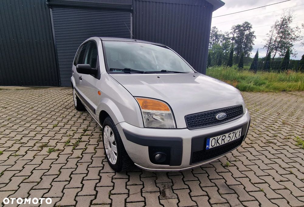 Ford Fusion 1.4 Ambiente - 12
