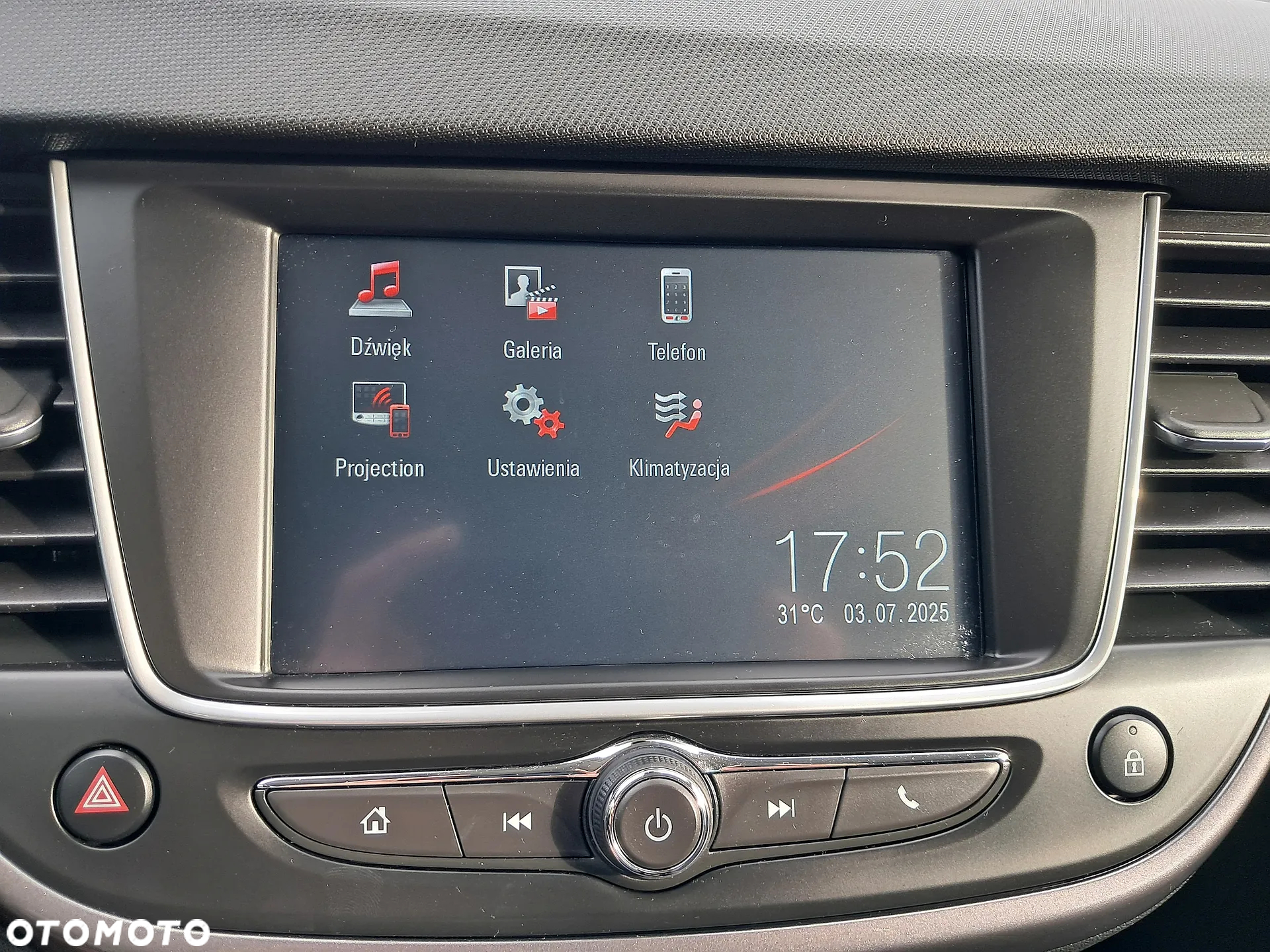 Opel Crossland X - 26