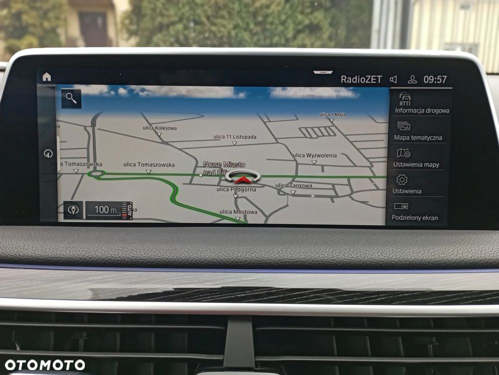 BMW Seria 7 750i xDrive - 17