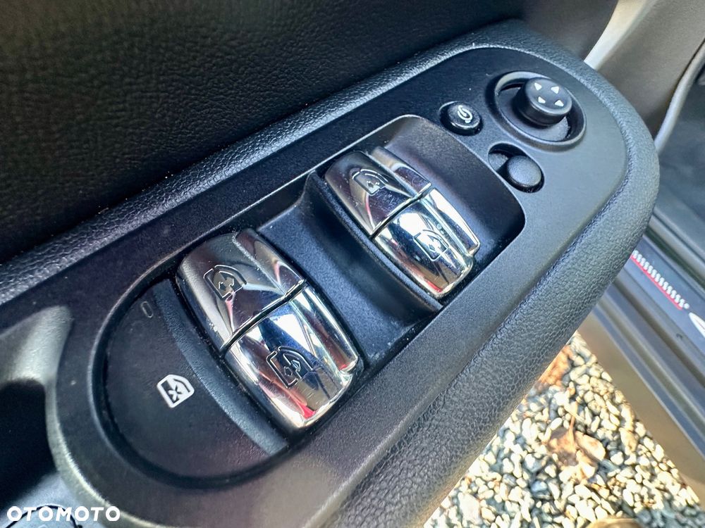 MINI John Cooper Works All4 Sport-Aut - 17