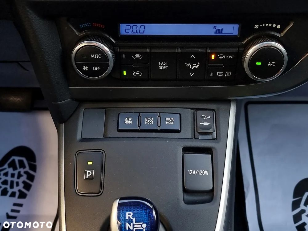 Toyota Auris - 23