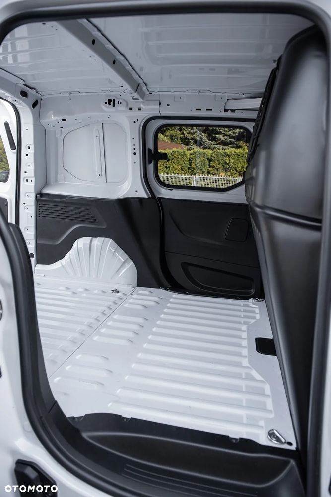 Citroën BERLINGO - 19