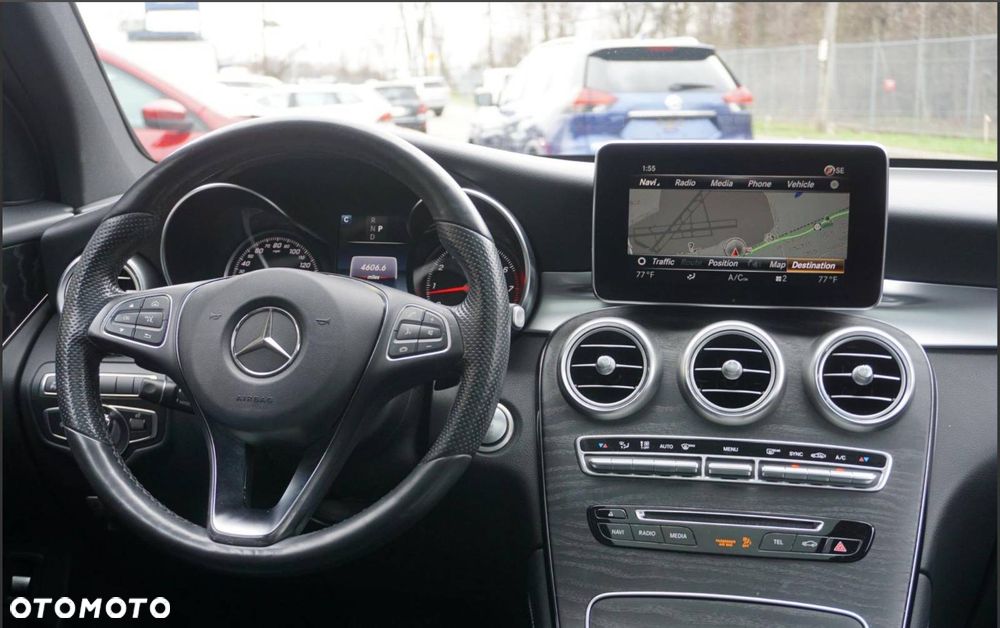 Mercedes-Benz GLC - 13
