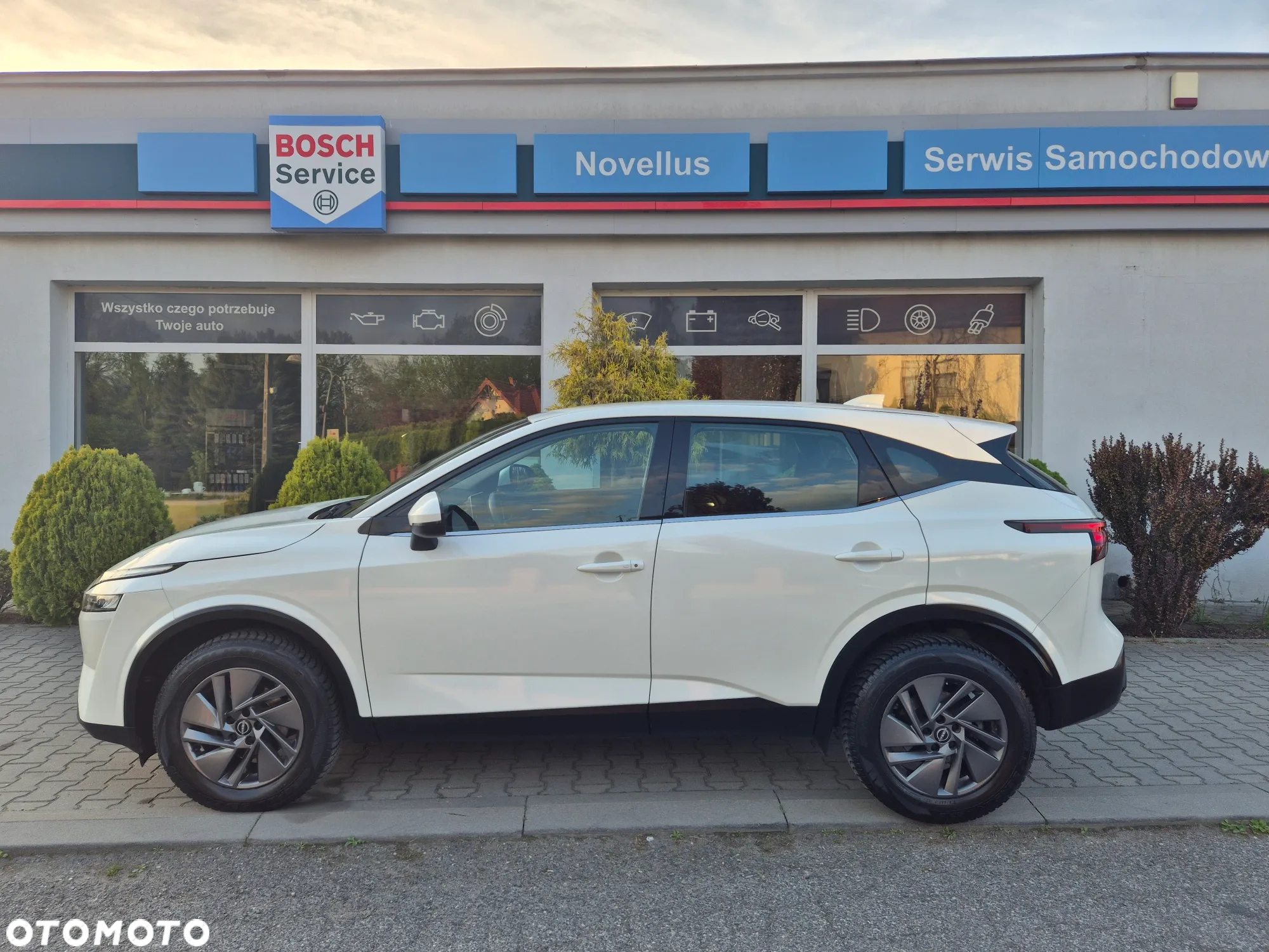Nissan Qashqai 1.3 DIG-T mHEV Acenta Xtronic - 16