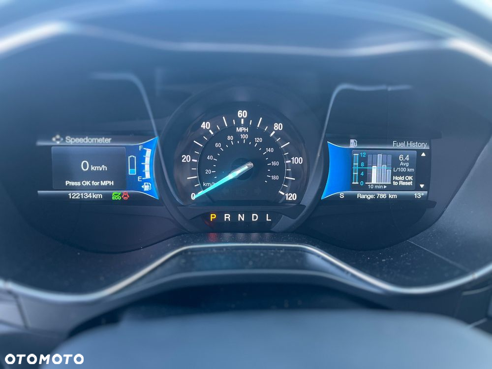 Ford Fusion - 18