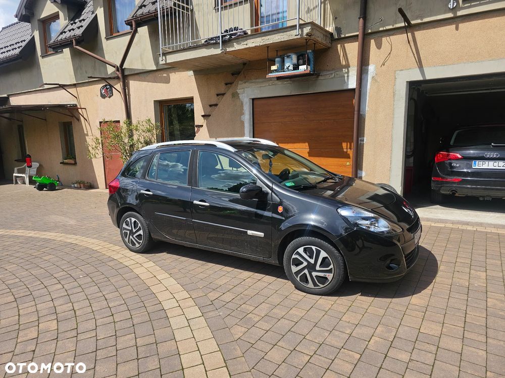 Renault Clio - 1