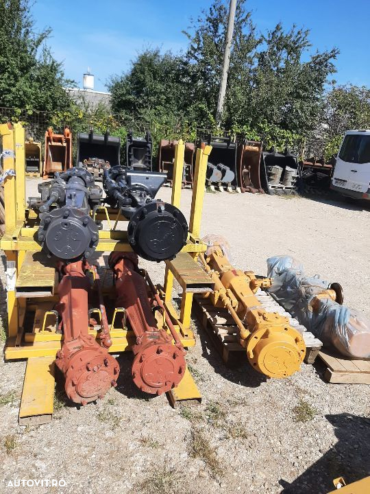 Punte  , axa buldoexcavator  MF,  FERMEC, TEREX, MECALAC - 2