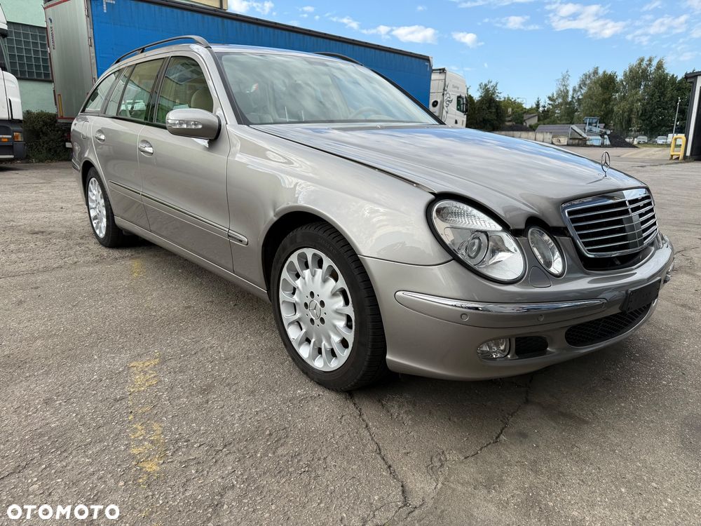 Mercedes-Benz Klasa E 500 4-Matic T Elegance - 6