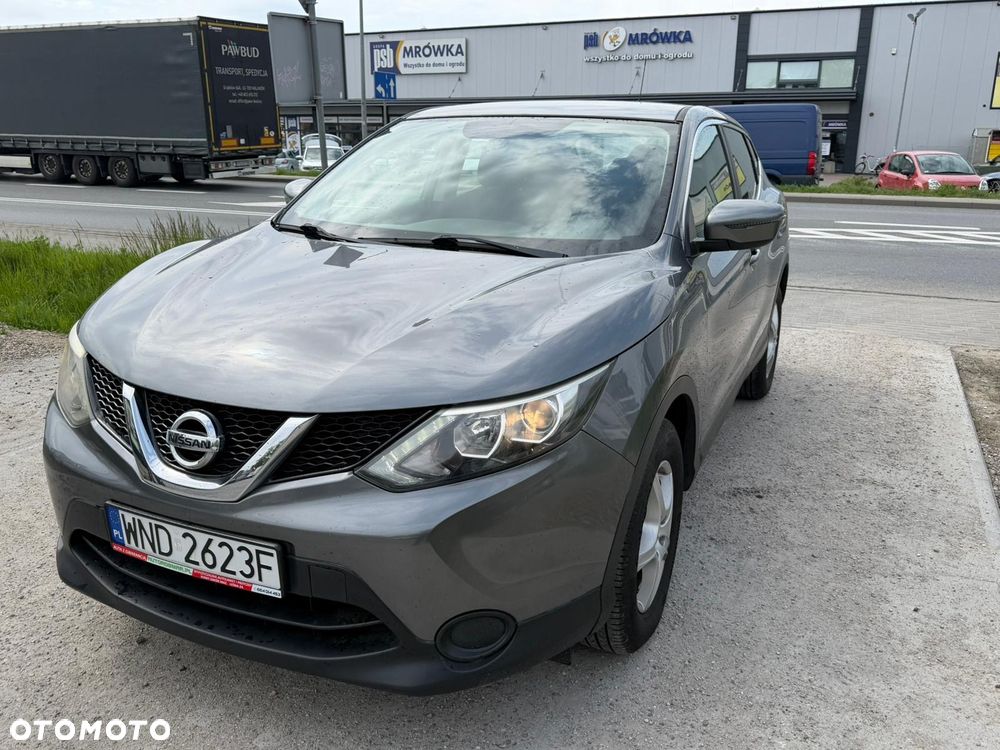 Nissan Qashqai - 2