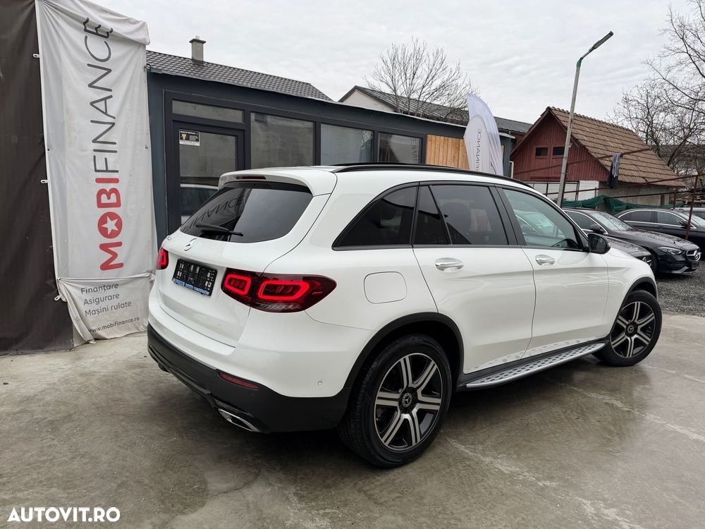 Mercedes-Benz GLC - 28