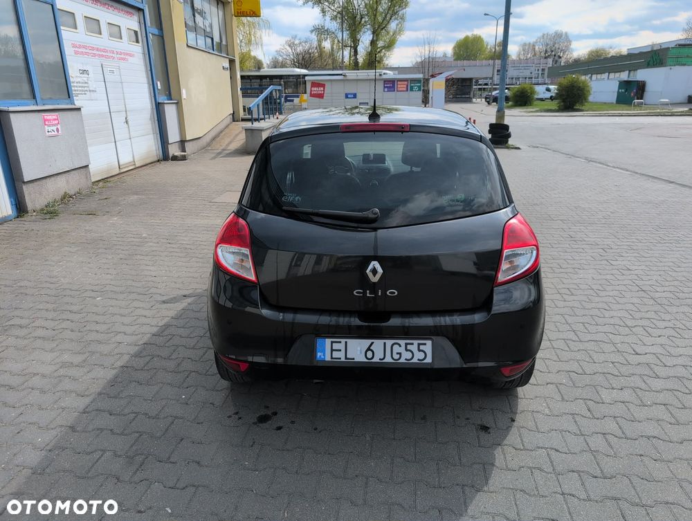 Renault Clio 1.2 16V Night&Day - 6
