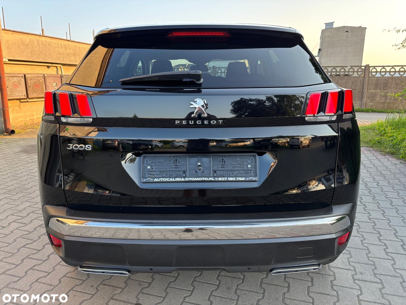 Peugeot 3008 1.2 PureTech Active S&S EAT6 - 11