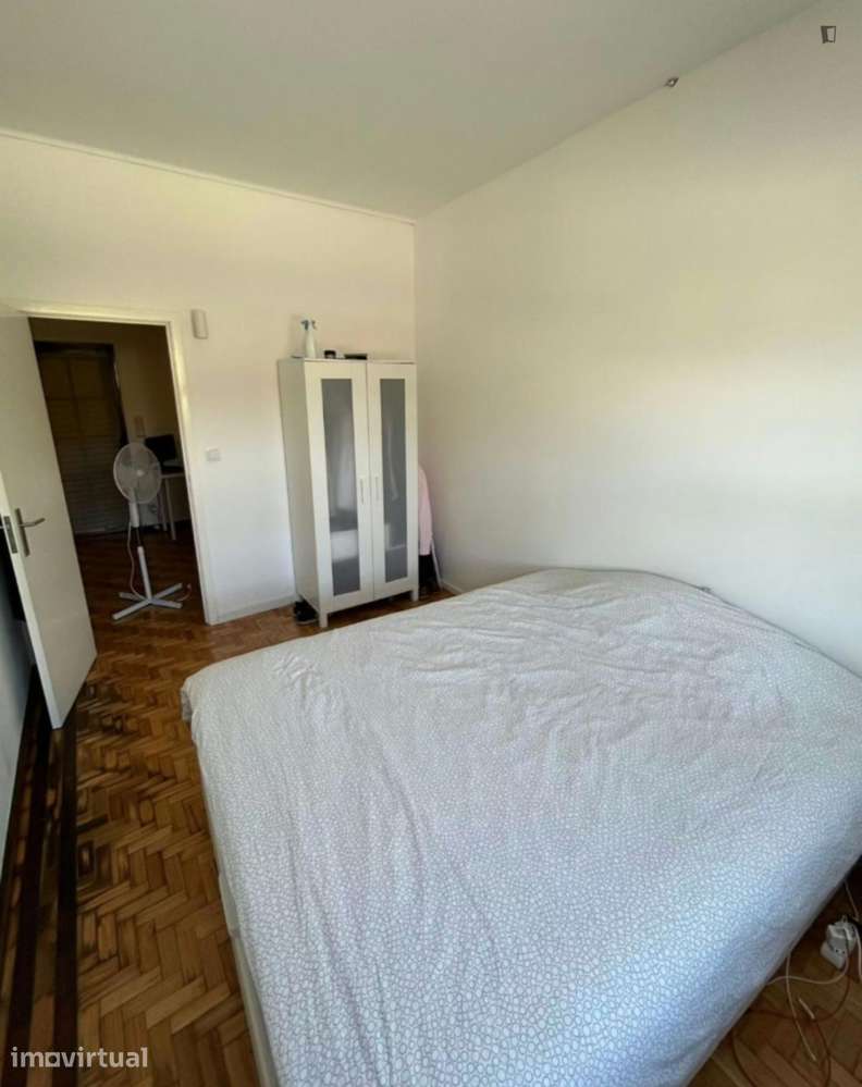 Quarto - localizado em Cedofeita Porto - Grande imagem: 2/6
