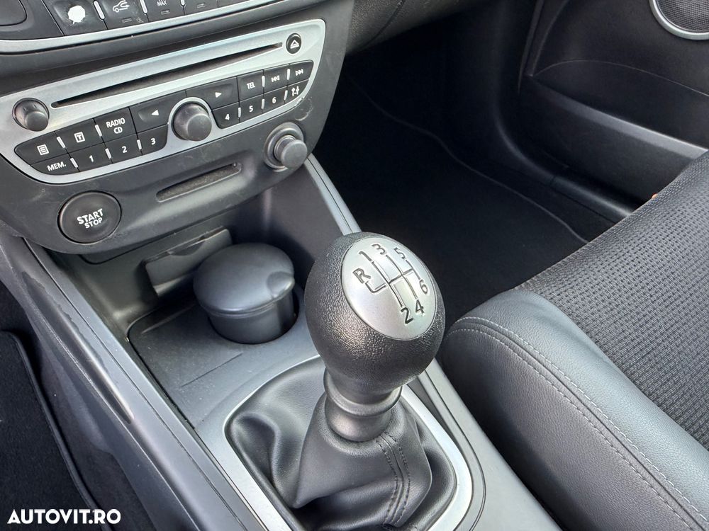Renault Megane - 23