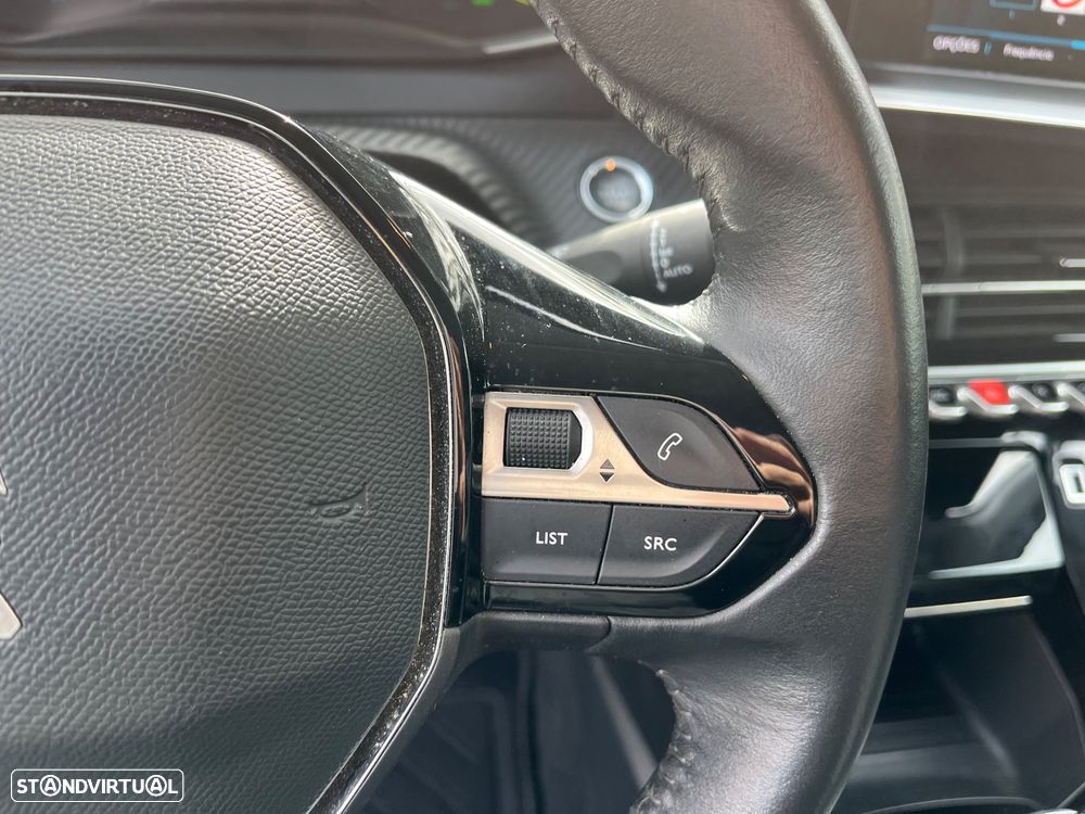 Peugeot e-208 50 kWh Allure Pack - 29