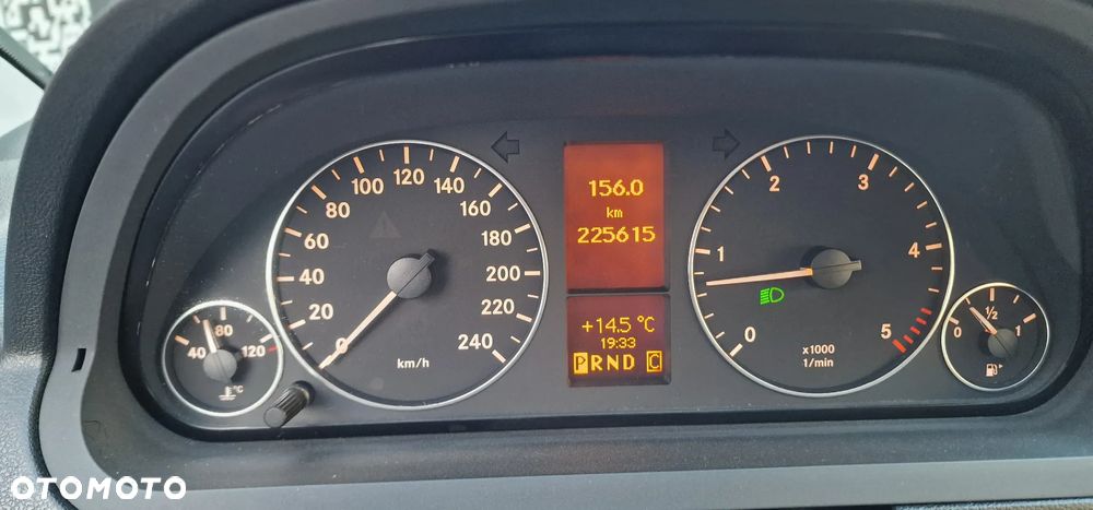 Mercedes-Benz Klasa A 180 CDI Autotronic Elegance - 30