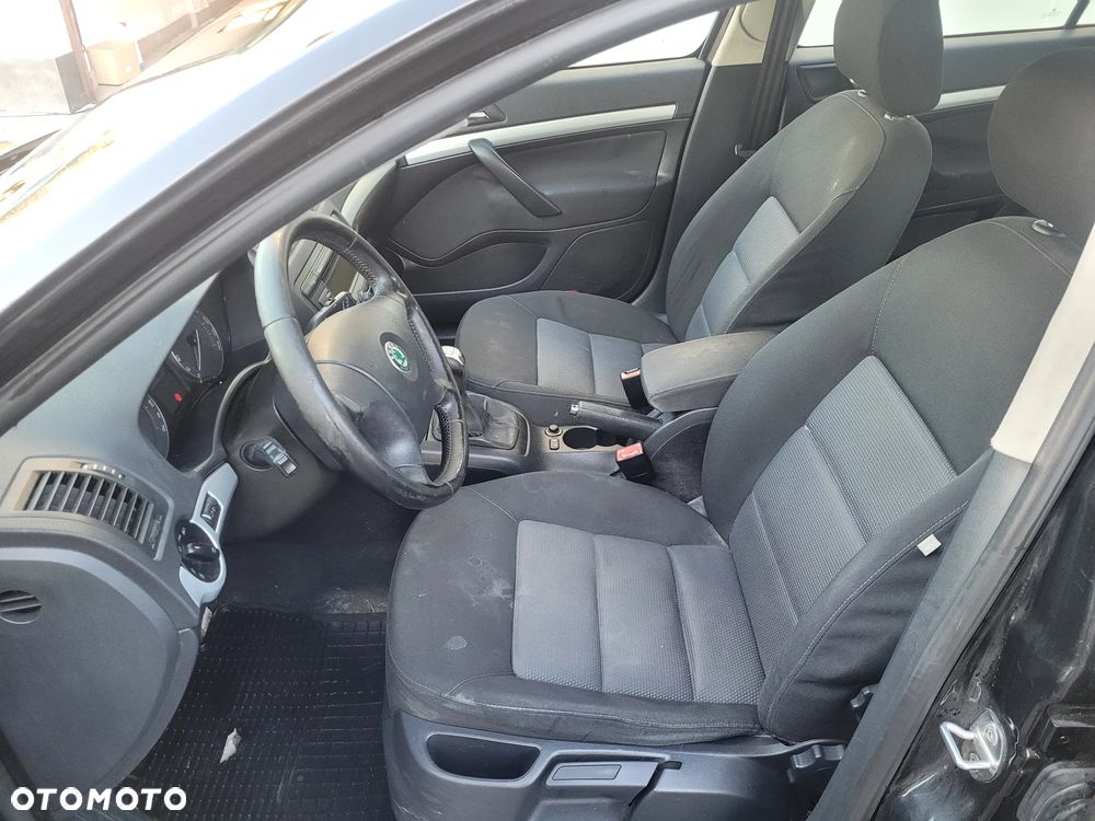 Skoda Octavia 1.6 Combi Advance - 13