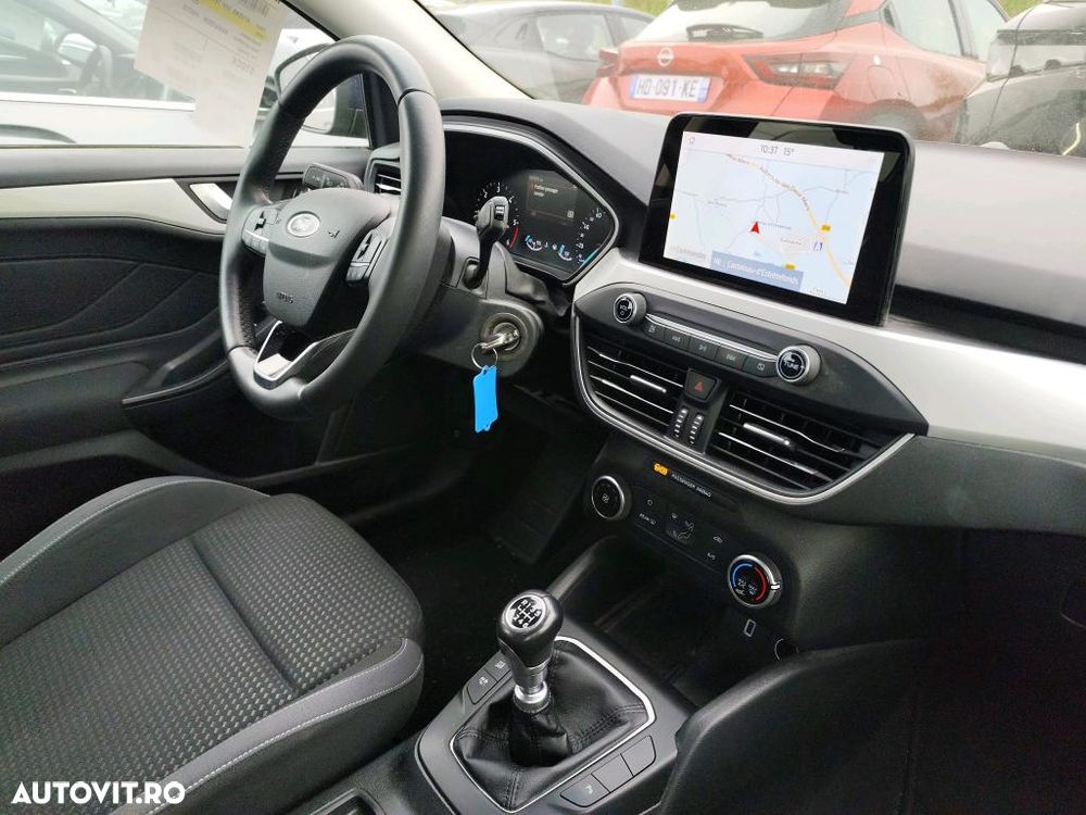 Ford Focus 1.5 EcoBlue Start-Stopp-System TITANIUM - 8