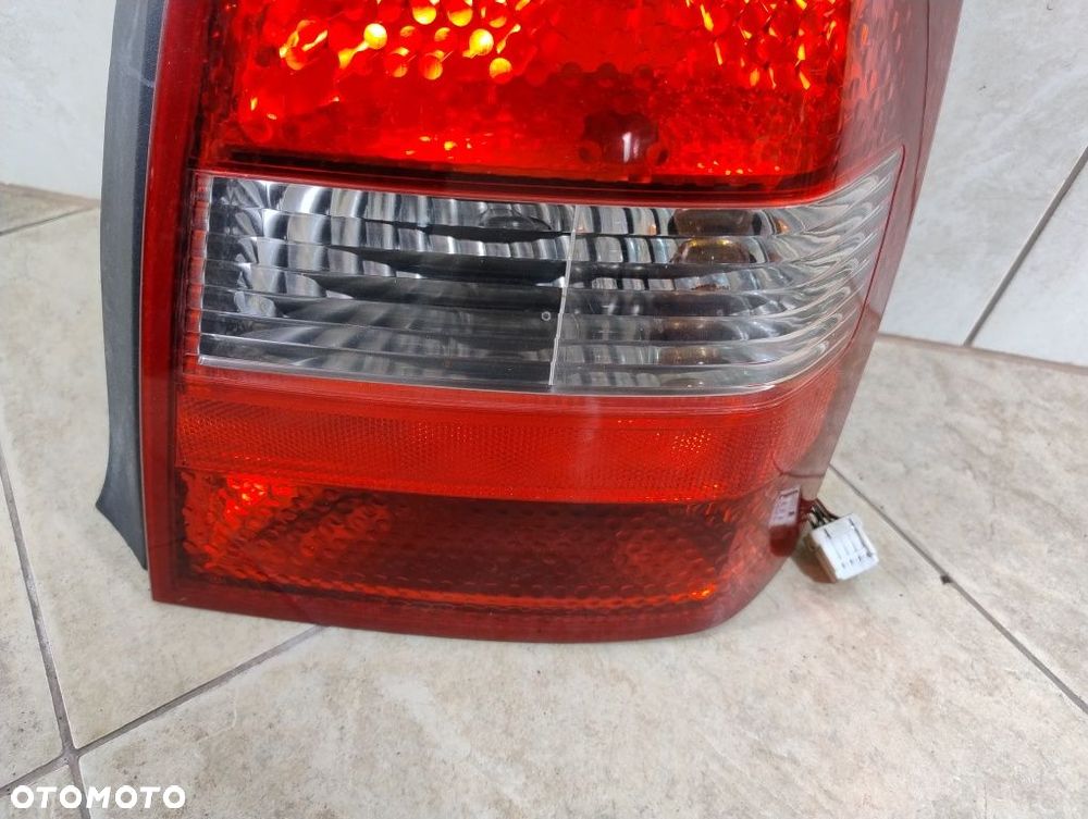 Nissan Primera P12 lift Lampa prawa tył sedan wersja Europejska wysyłka olx  pobranie kurier - 4