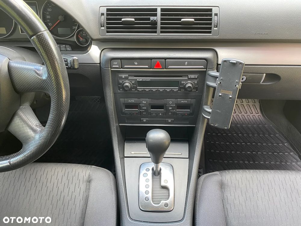 Audi A4 Avant 2.0 TDI DPF multitronic - 19