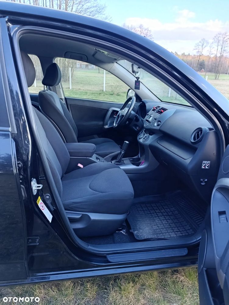 Toyota RAV4 2.0 4x4 - 13